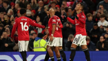 观战台:热刺战曼联+曼城火拼利物浦 拜仁冲击17连胜