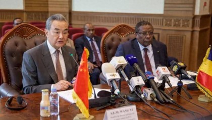 王毅意外改变行程,特朗普急发邀请!中马关系迎转机,印度外长如何应对?