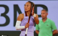轰22个制胜分！法网-郑钦文2-0轻取前赛会亚军 晋级次轮