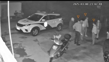 因思念在外务工妈妈,8岁姐姐和4岁弟弟带零食手电“去旅行”失联,江西警方连夜搜寻