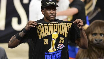 杰威5年2.87亿提前续约雷霆 三少薪资合计超8亿