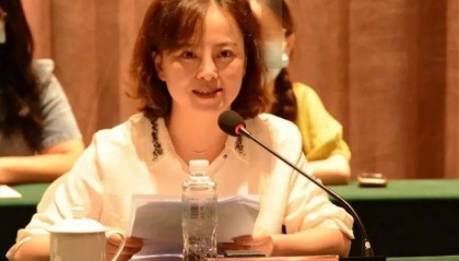 唐瑜(女,1983年生),严重违反党的廉洁纪律和生活纪律,被“双开”