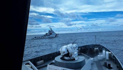 印尼开出第3枪,中方舰船果断卸下炮衣!南海“石油保卫战”打响