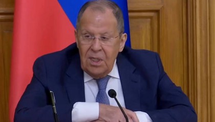 俄外长拉夫罗夫:支持向乌克兰提供安全保障,但没有俄罗斯参与的方案是“没有出路的”