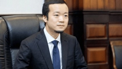 现场视频：太子集团陈志被押解回国！太子银行进入清算程序：停止新增业务，贷款人仍需按时还款
