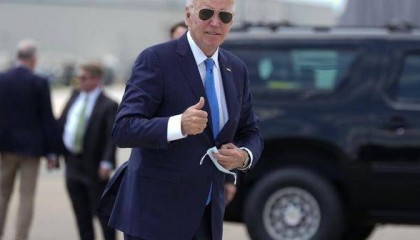 佩洛西谈哈里斯败选：如果拜登早点退选就好了