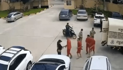 柬埔寨持枪劫囚案仍有一人在逃，“大嫂”等被控杀人罪等多项重罪