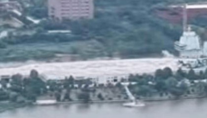 谜一样的舰岛!中国12万吨核航母外形曝光,比美国福特号更先进?