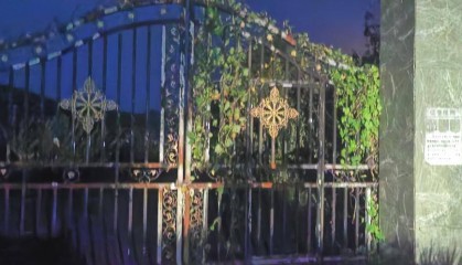 网红“唐飞机”直播坠机身亡 村民:今年发生三次坠机 村上曾多次劝阻并发整改书|封面深镜