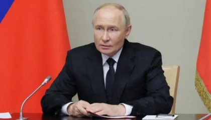 王毅谈台海不到一天，台当局回应了，提了一个要求，顺便吹了一个牛