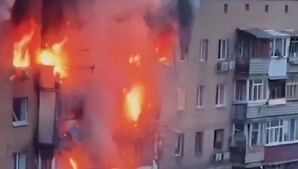 开炸!俄军大批战机出击,13000枚导弹准备就绪,英媒警告或核打击?