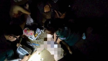 男子三亚游泳溺水 妻子崩溃大哭:喊他不要去他非要去