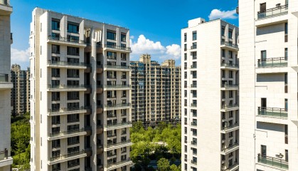 意外!南京一豪宅小区选聘物管,保利物业带资200万元入场却遭淘汰