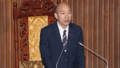 台立法机构民进党党团总召扬言罢免韩国瑜，国民党党团回击：不容颠倒是非