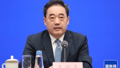 我国建成全球最大电动汽车充电网络,每5辆车就有2个充电桩