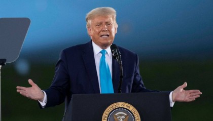 不出所料！特朗普对华态度大变，马斯克看破真相，中国实力很强大！