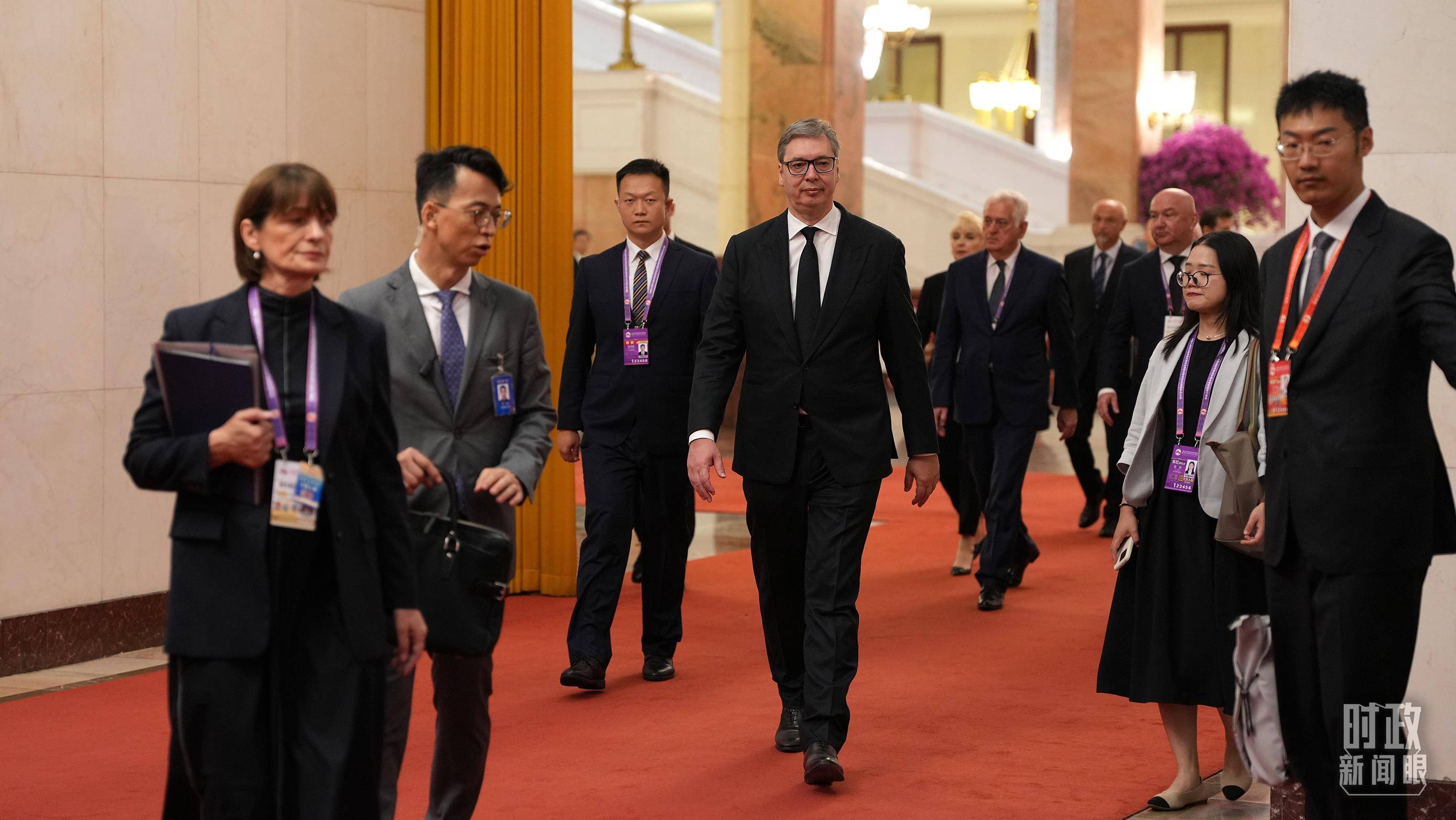 时政新闻眼丨从“上合”到“九三”，习近平鲜明宣示这8个字