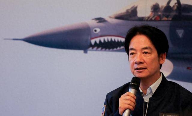 统一真的很近了!台军66架F16被美国扣留,解放军演习又出新招