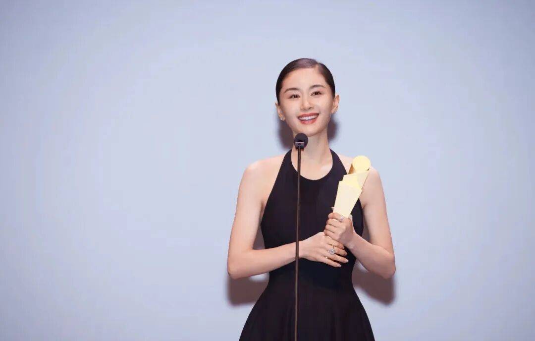 王子文:孩子是最重要的,我演不出一模一样的曲筱绡