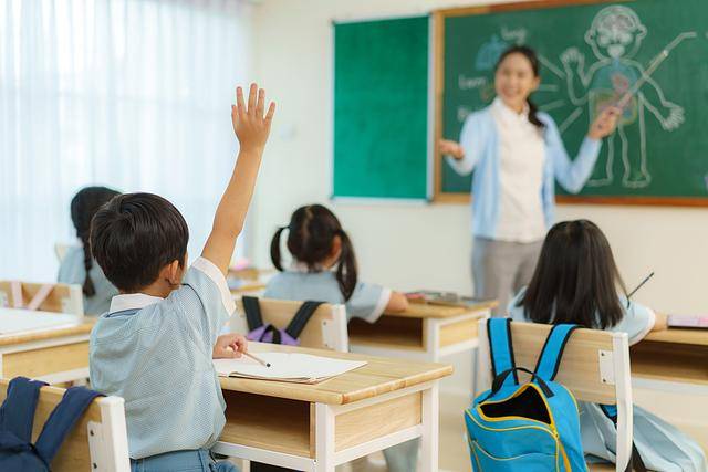 少子化将在7年后波及大学生源,如何应对“学生荒”?