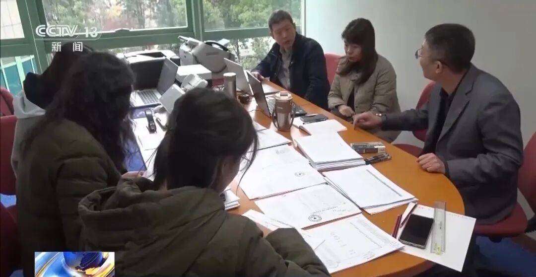公司15人,13名女员工集中生育,“老板”被抓
