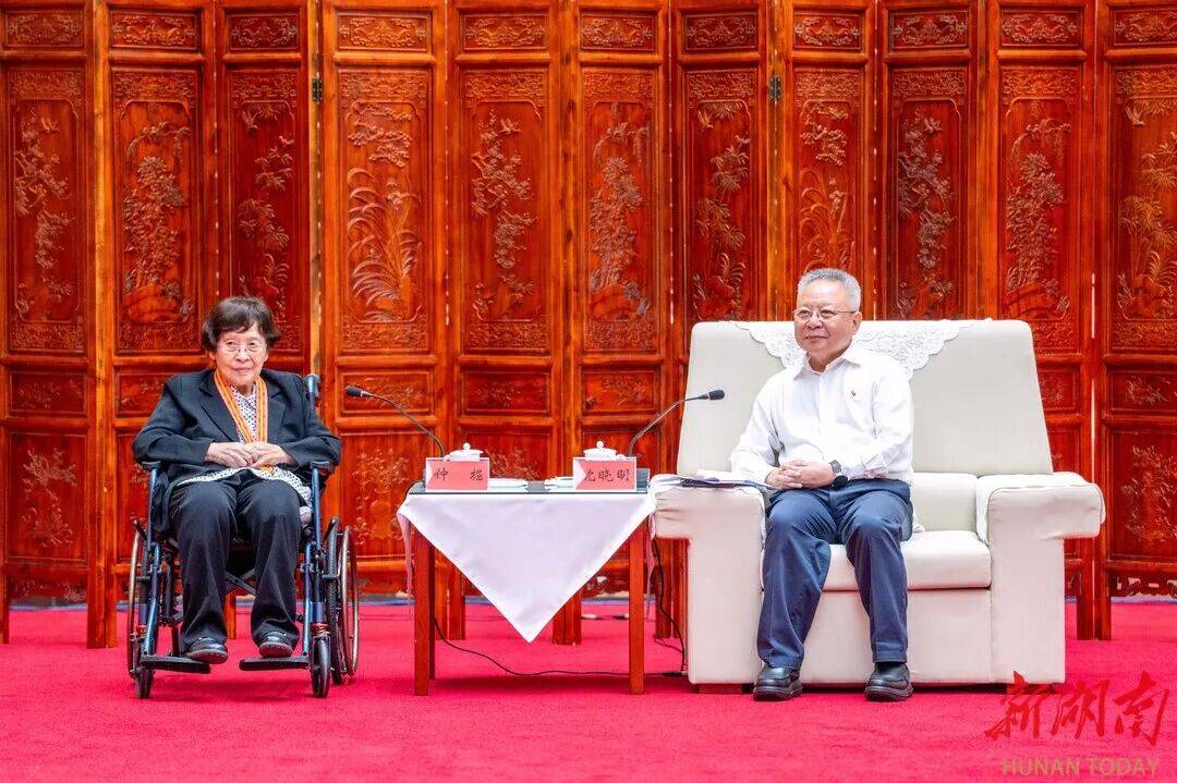 湖南省委书记沈晓明会见钟掘